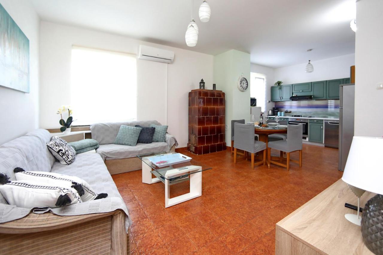 Apartment Sunny Terrace บาร์บินเย ภายนอก รูปภาพ