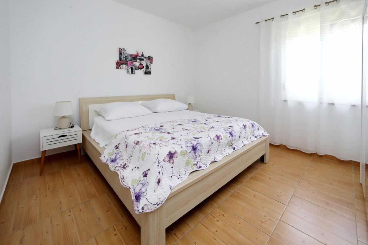 Apartment Sunny Terrace บาร์บินเย ภายนอก รูปภาพ