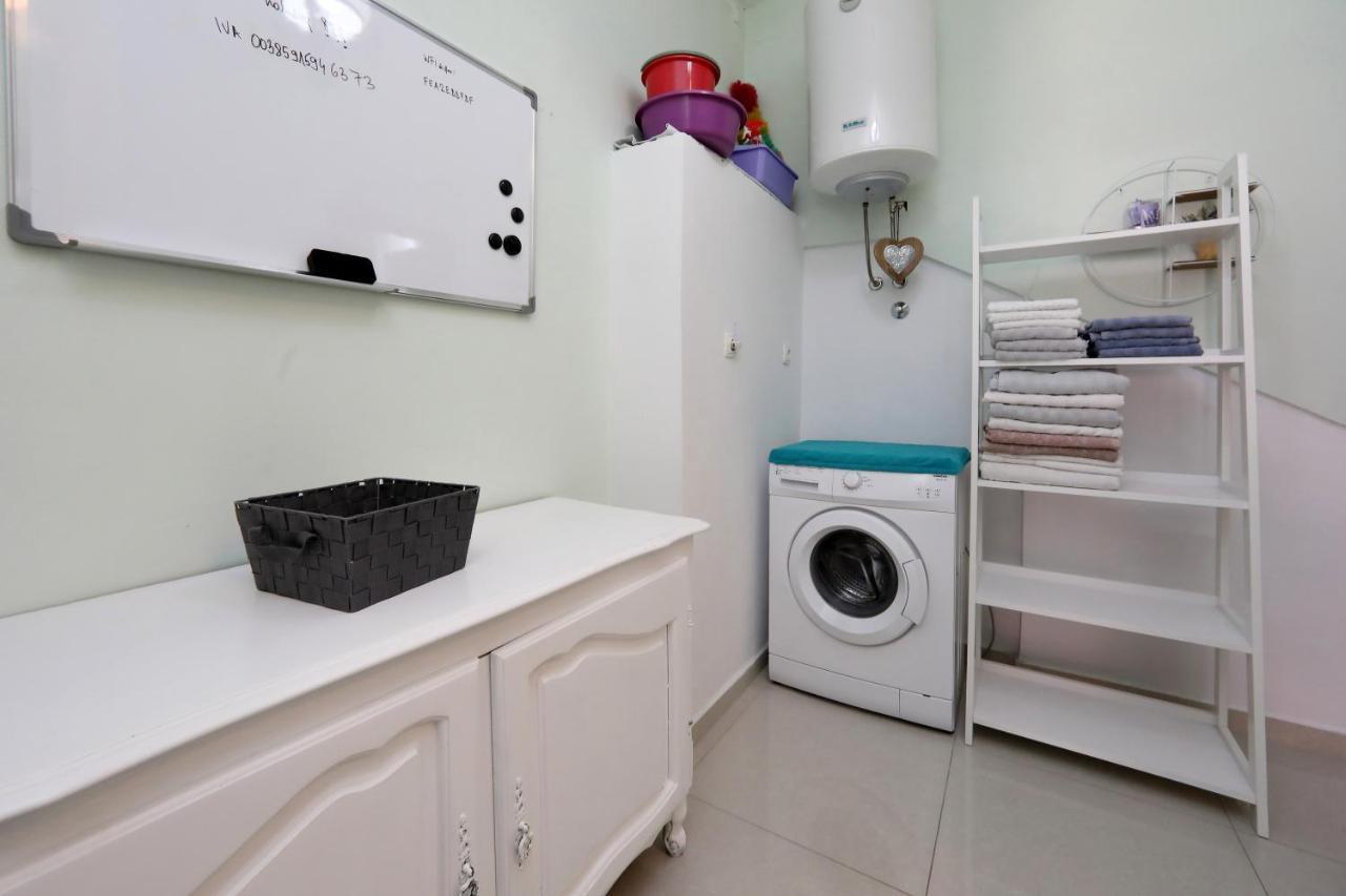 Apartment Sunny Terrace บาร์บินเย ภายนอก รูปภาพ