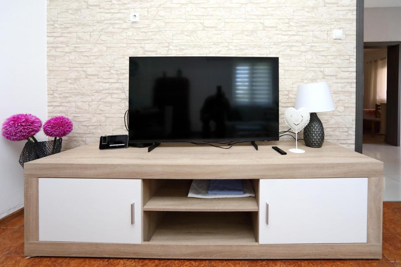 Apartment Sunny Terrace บาร์บินเย ภายนอก รูปภาพ