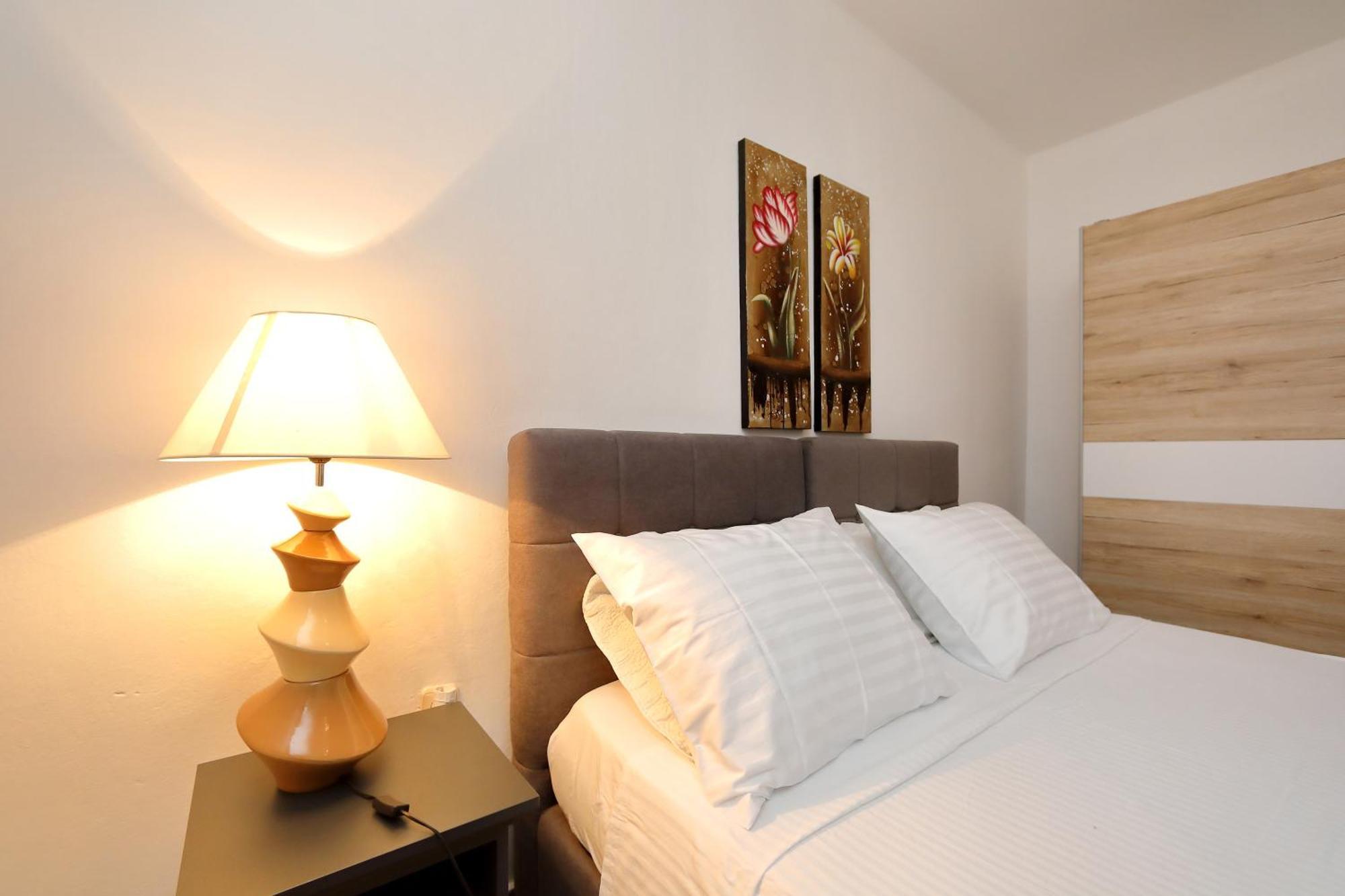 Apartment Sunny Terrace บาร์บินเย ภายนอก รูปภาพ